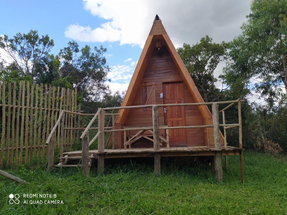 Chalés e Camping do Robinho 1 São Tomé das Letras Exterior foto