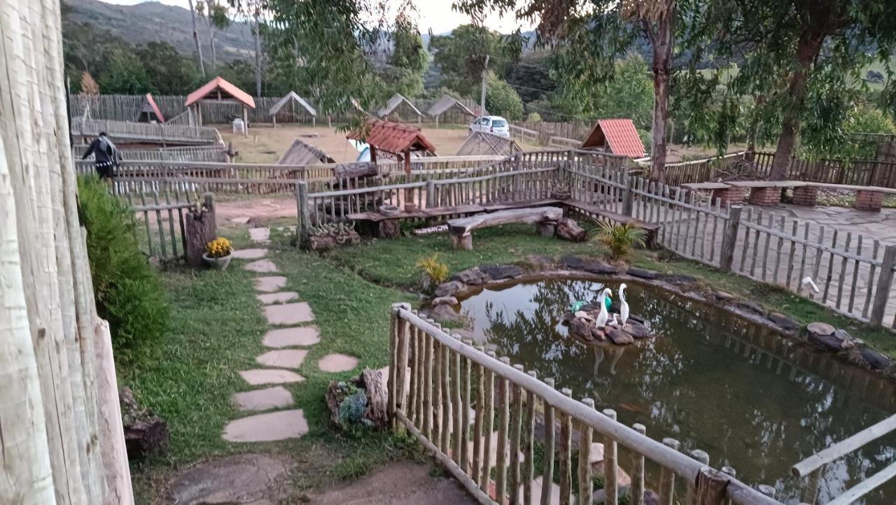 Chalés e Camping do Robinho 1 São Tomé das Letras Exterior foto