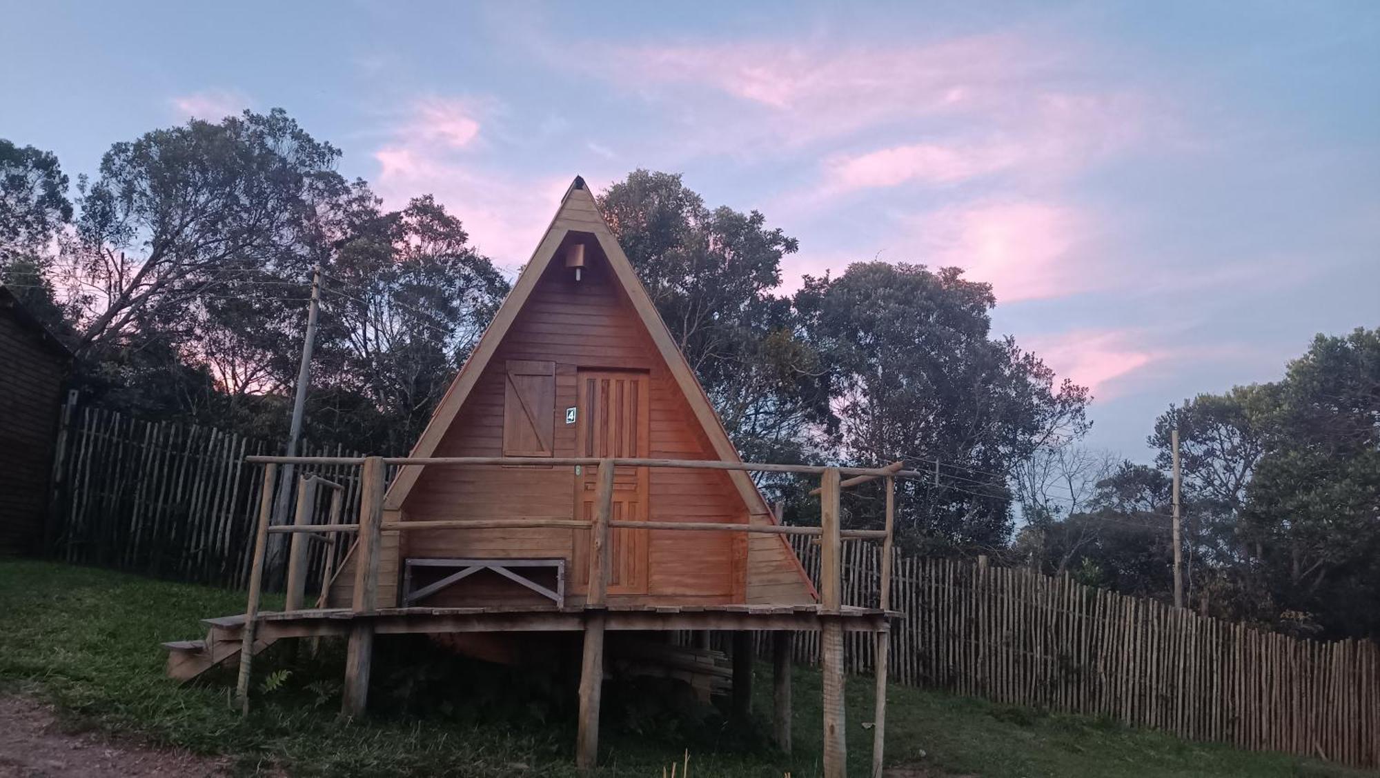 Chalés e Camping do Robinho 1 São Tomé das Letras Exterior foto