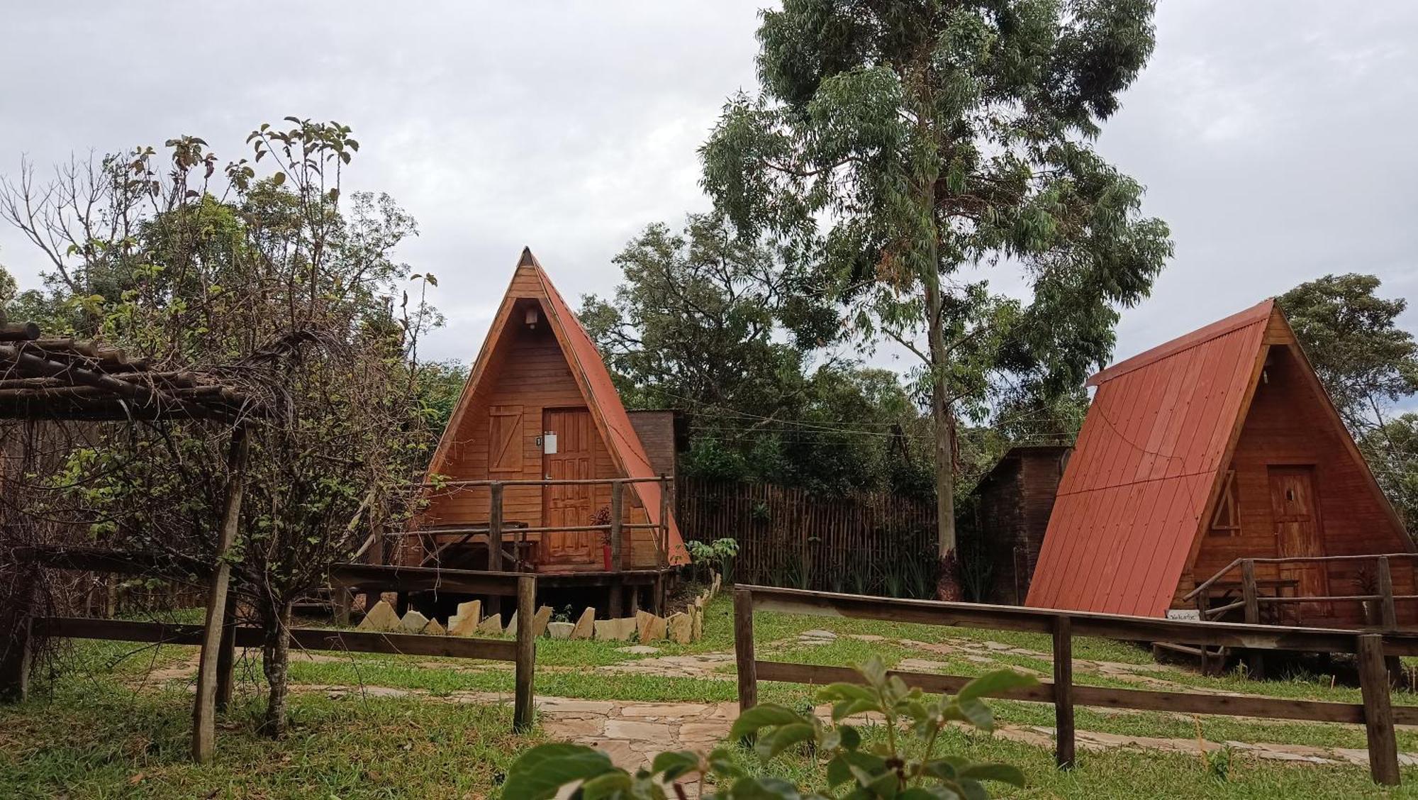 Chalés e Camping do Robinho 1 São Tomé das Letras Exterior foto